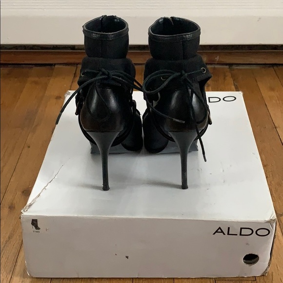 Lace up booties - Picture 3 of 6